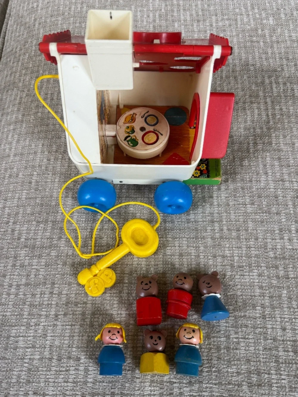 Vintage 1967 Fisher Price Goldilocks & 3 Bears Playhouse #151 Complete + Extras
